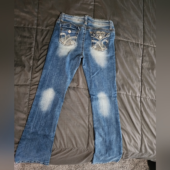 Wallflower Jeans - Picture 2 of 5